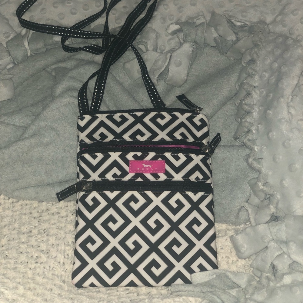 Scout crossbody bag